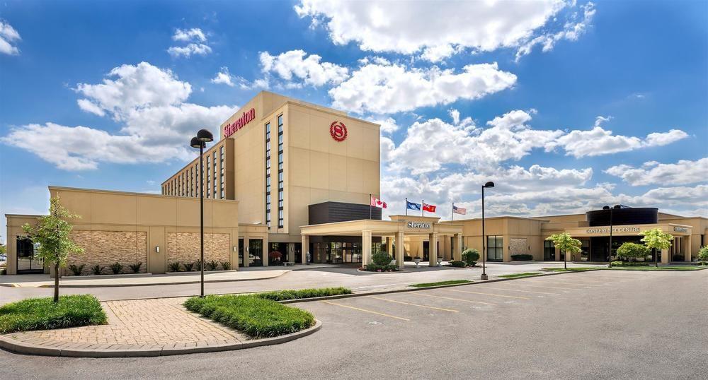 Sheraton Toronto Airport Hotel & Conference Centre Exterior foto