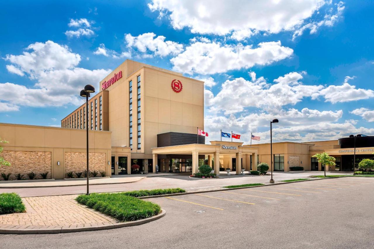 Sheraton Toronto Airport Hotel & Conference Centre Exterior foto