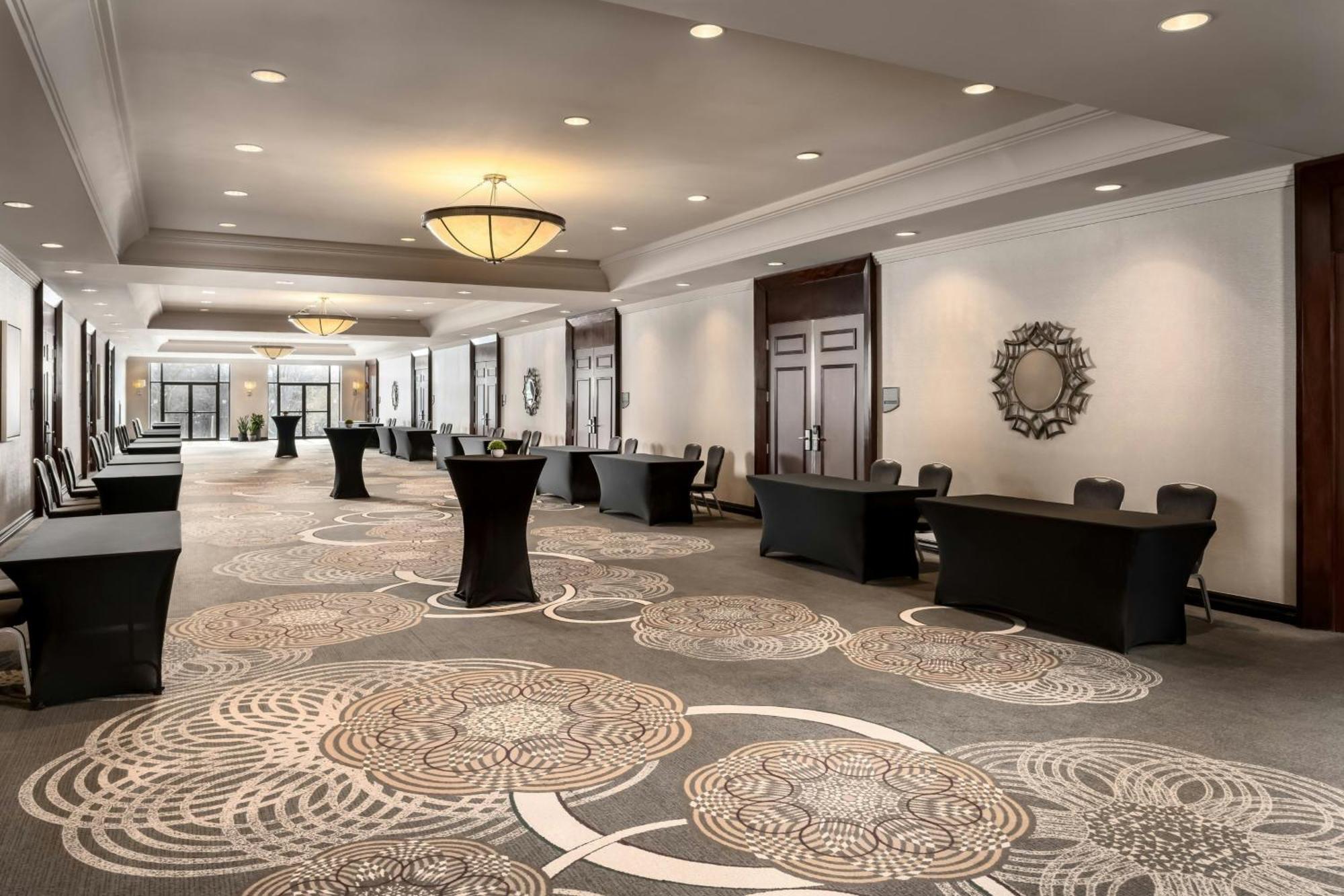 Sheraton Toronto Airport Hotel & Conference Centre Exterior foto